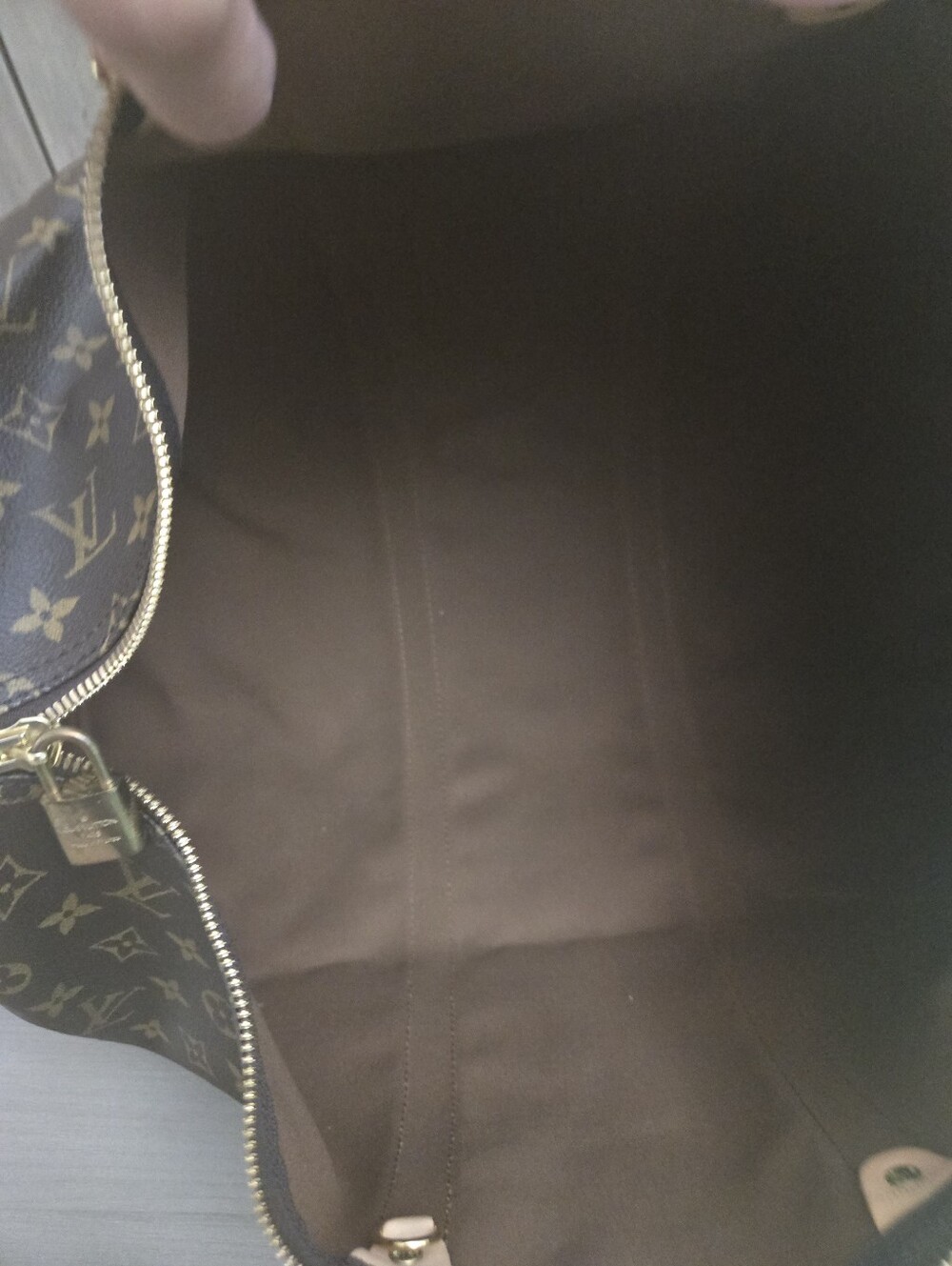 Louis Vuitton Keepall Bandouliere 50 - Picture 7 of 16